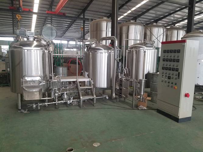 七叉镇全套啤酒设备一套多少钱？开精酿厂到底得配齐哪些？